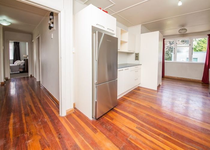  at 1010 Grove Road, Mayfair, Hastings