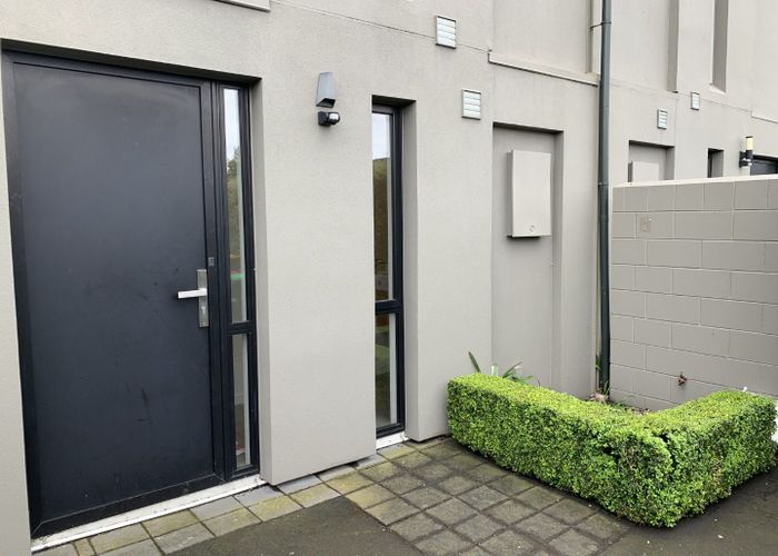  at 105A Office Road, Merivale, Christchurch City, Canterbury