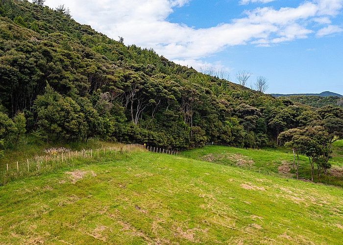  at 37 Pa Hill Lane, Kaiwaka