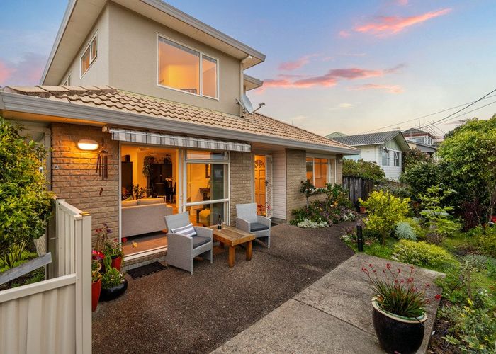  at 1/42 Bay Street, Red Beach, Rodney, Auckland