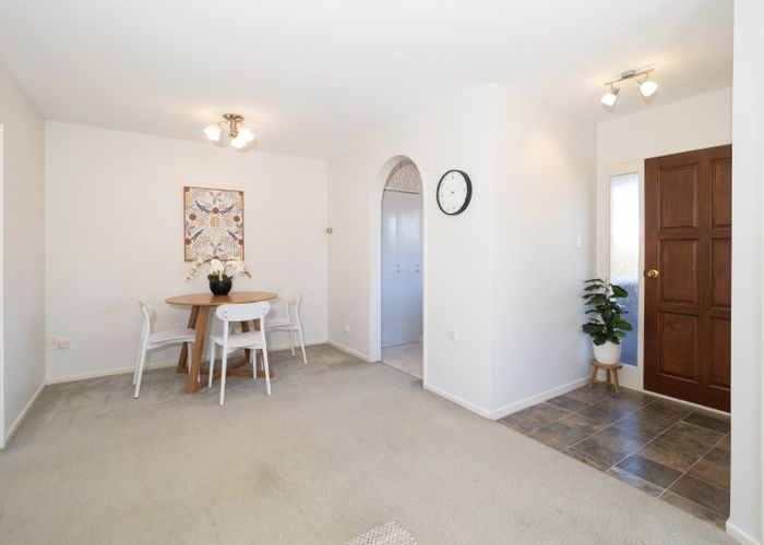  at 4 Reighton Drive, Allenton, Ashburton