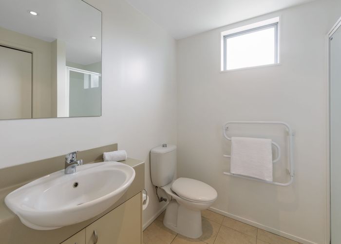  at 2/29 Opito Way, East Tamaki, Auckland