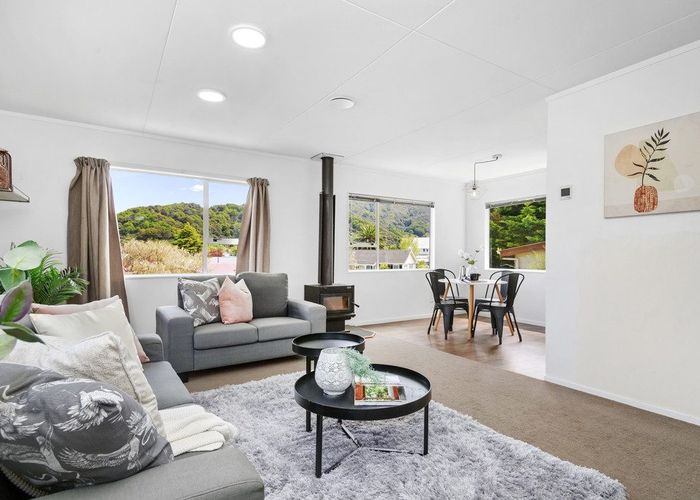 at 20 Mataura Grove, Wainuiomata, Lower Hutt, Wellington