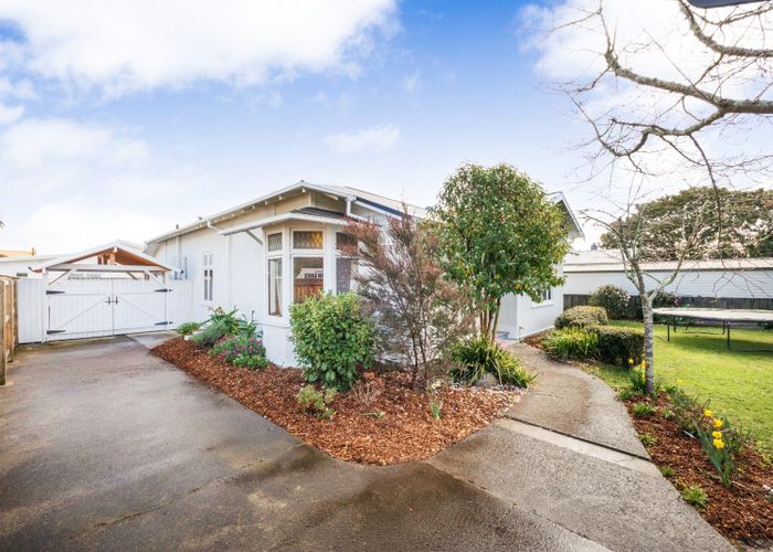  at 32 Worcester Street, West End, Palmerston North, Manawatu / Whanganui