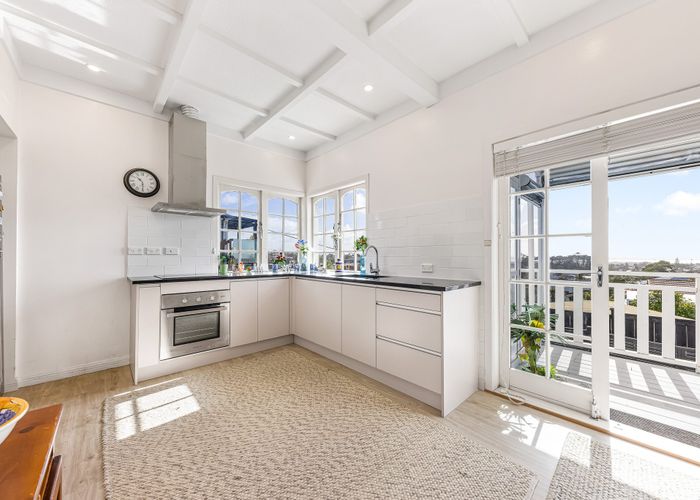  at 4233 Great North Road, Glendene, Waitakere City, Auckland