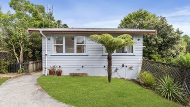  at 3 Springfield Street, Forrest Hill, Auckland