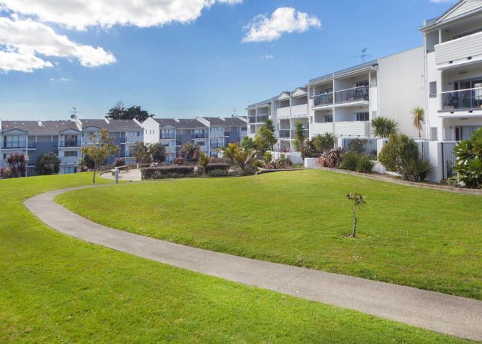  at D3/60 Mason Road, Albany, North Shore City, Auckland