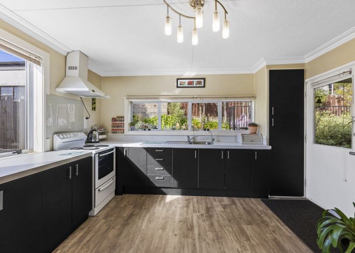  at 487 Kaikorai Valley Road, Bradford, Dunedin