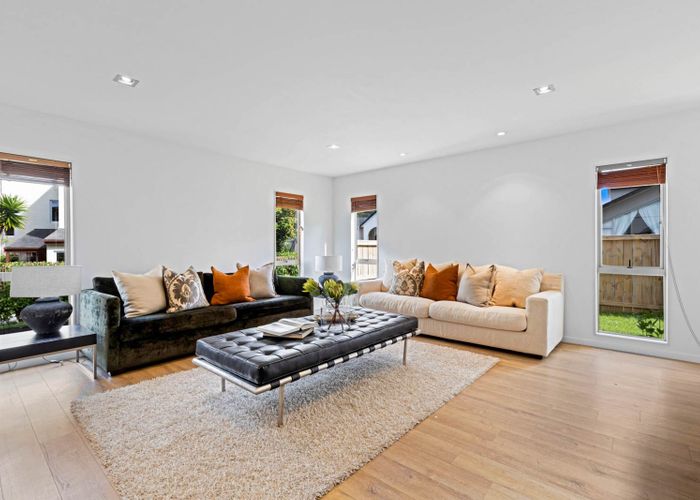  at 19 Kinleith Way, Albany, Auckland
