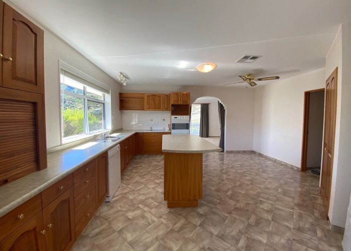  at 12 Admiralty Place, Waikawa, Picton