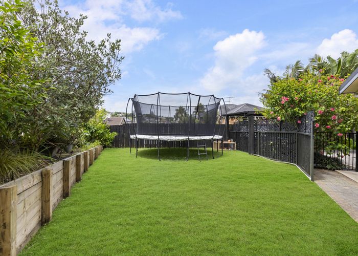  at 3 Andara Close, Pinehill, North Shore City, Auckland