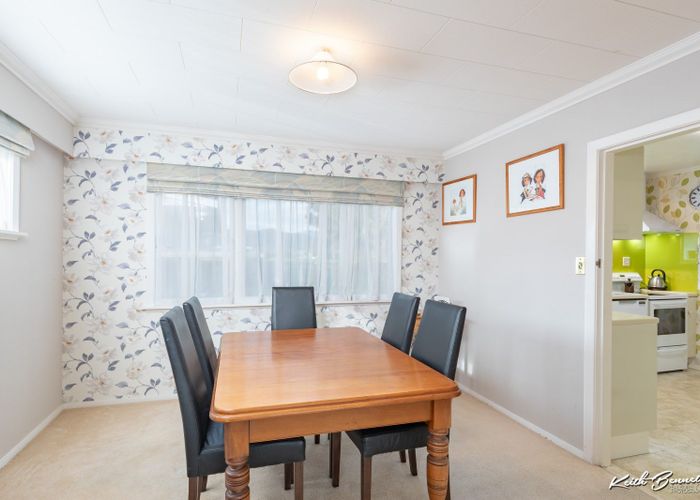  at 64 Holdsworth Avenue, Trentham, Upper Hutt