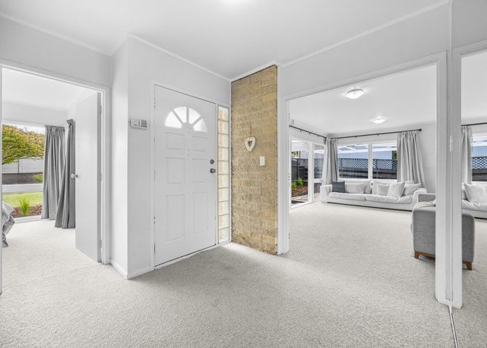 at 9 Tyrian Close, Half Moon Bay, Manukau City, Auckland