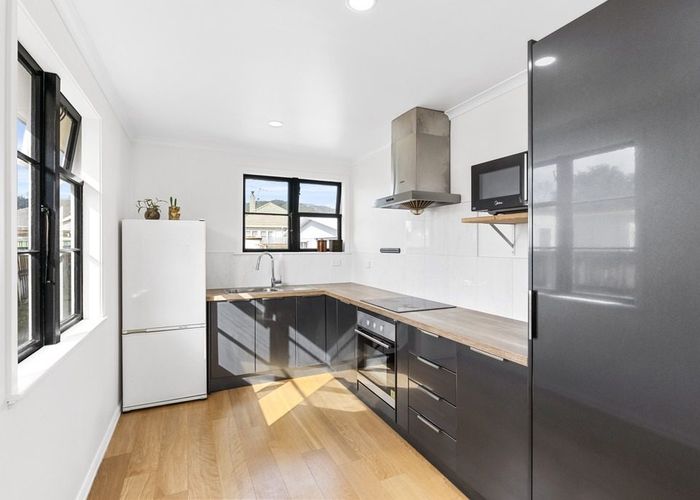  at 1219 Taita Drive, Taita, Lower Hutt, Wellington