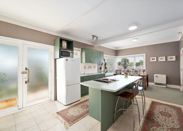  at 9 Koromiko Street, New Lynn, Waitakere City, Auckland