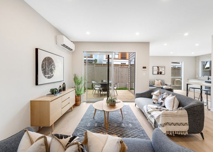  at 13B Liam Place, Half Moon Bay, Manukau City, Auckland