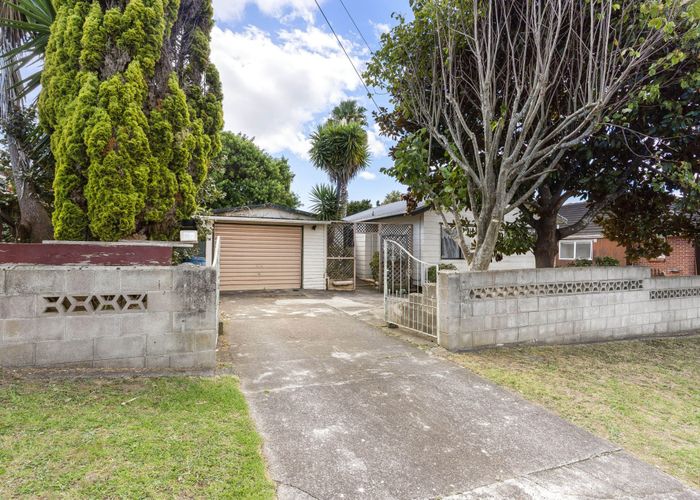  at 9 Fields Road, Manurewa, Manukau City, Auckland