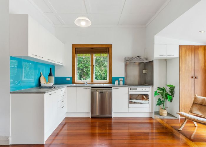  at 1/16 Pine Street, New Lynn, Waitakere City, Auckland