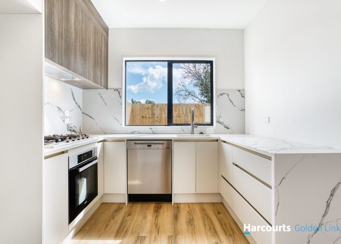  at Lot 9/25 Jandell Crescent, Bucklands Beach, Manukau City, Auckland