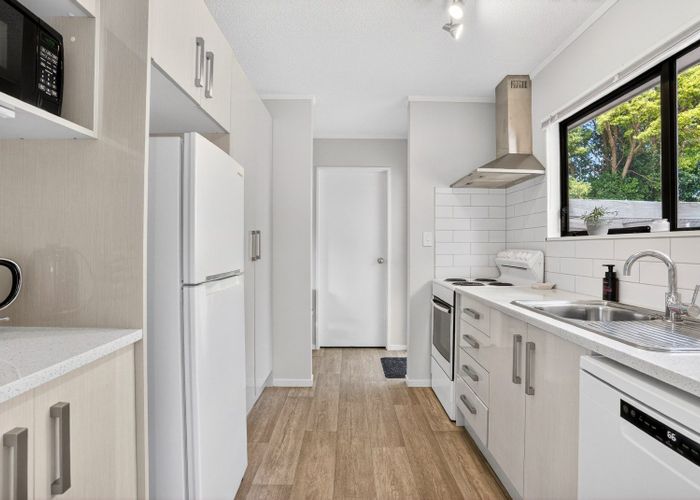  at 8 Wirihana Road, Titirangi, Waitakere City, Auckland