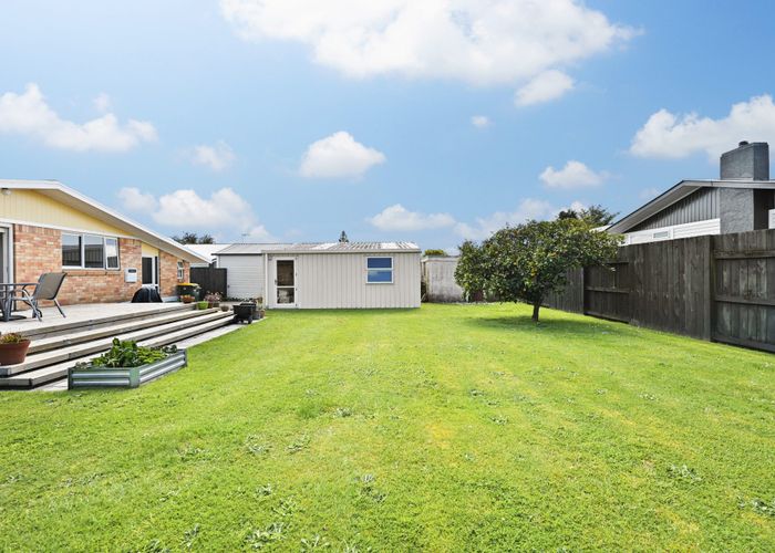 at 32 Fuchsia Avenue, Pukete, Hamilton