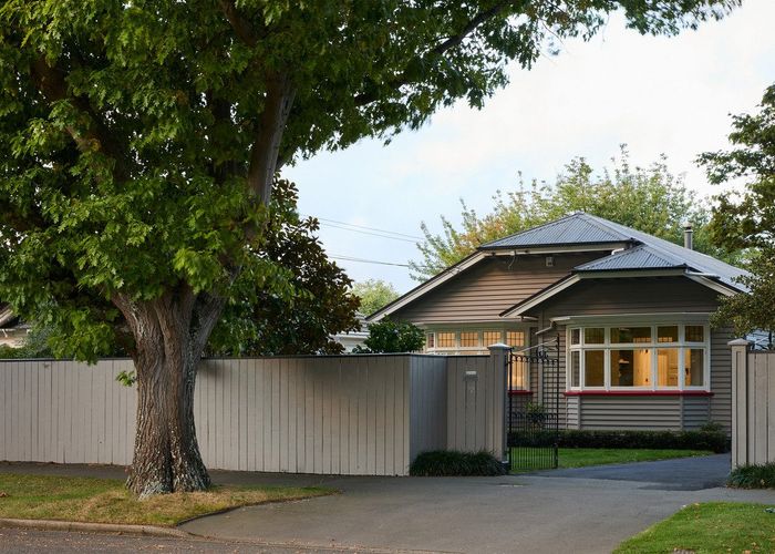  at 36 Severn Street, St Albans, Christchurch