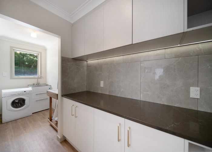  at 8 Station Road, Pukekohe, Pukekohe