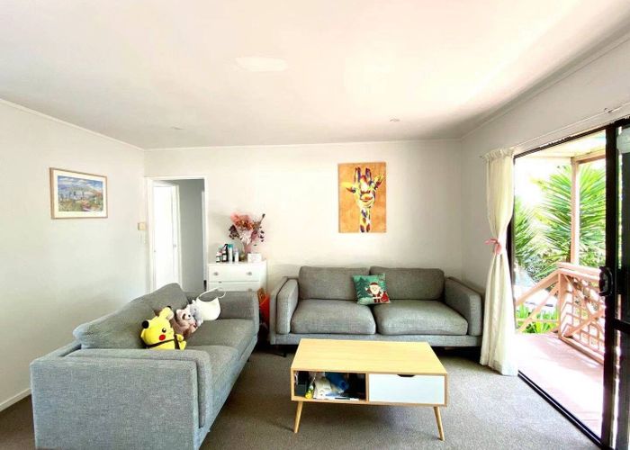  at 1/13 Trengove Place, West Harbour, Waitakere City, Auckland