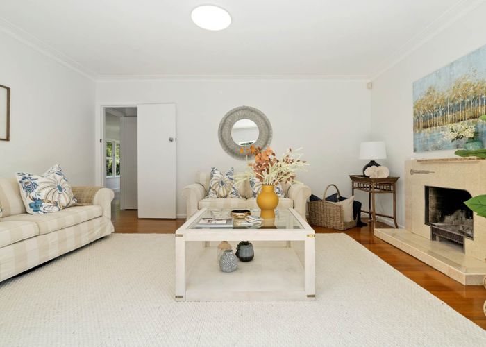  at 1/6 Taikata Road, Te Atatu Peninsula, Auckland