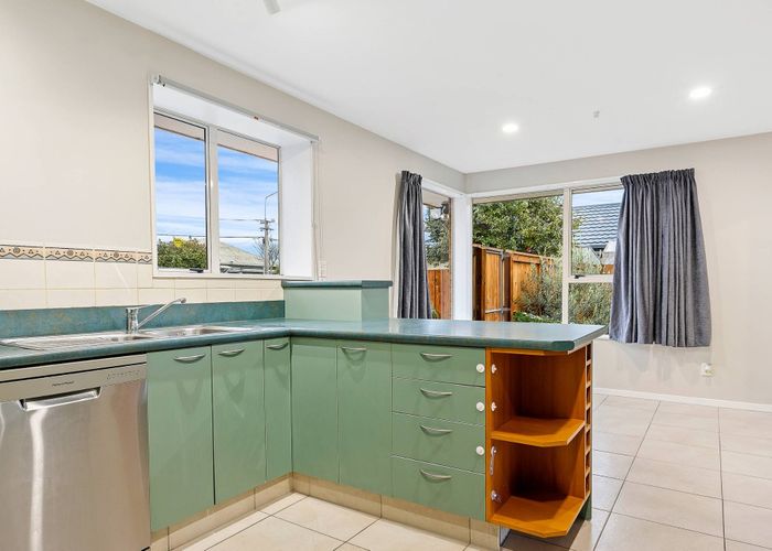  at 16 Wrights Road, Addington, Christchurch