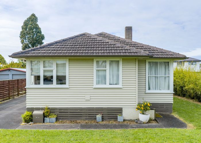  at 5 Croall Crescent, Saint Andrews, Hamilton, Waikato