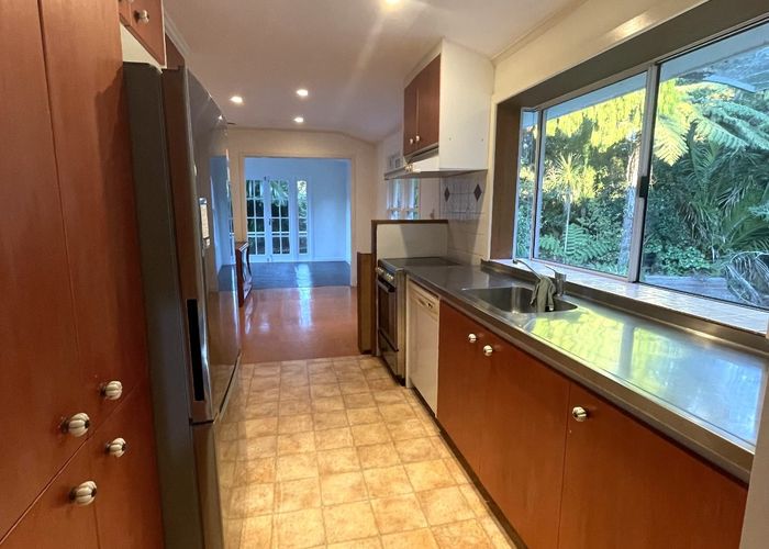  at 163 Scenic Drive, Titirangi, Waitakere City, Auckland