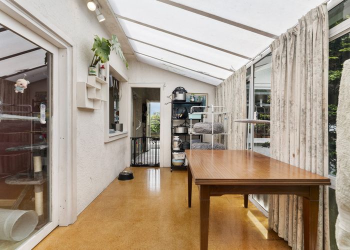  at 37 Court Crescent, Panmure, Auckland