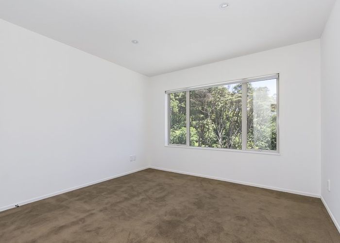  at McCahon Place, Titirangi, Waitakere City, Auckland