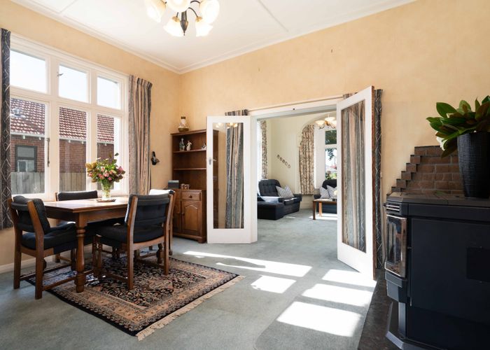  at 18 Hobson Street, Saint Clair, Dunedin