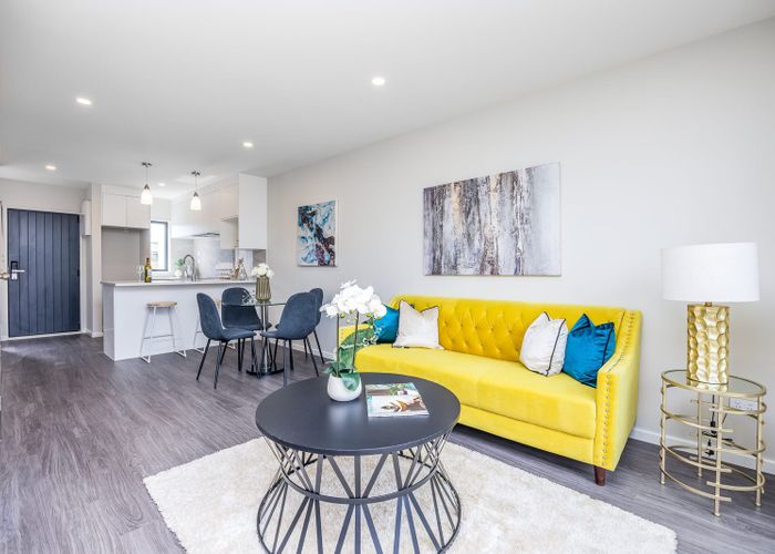  at 8 Blanes Road, Weymouth, Manukau City, Auckland