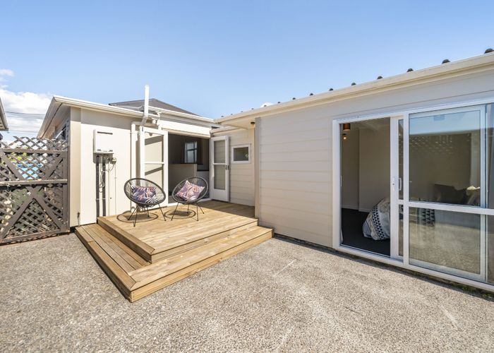  at 11 Beach Street, Petone, Lower Hutt