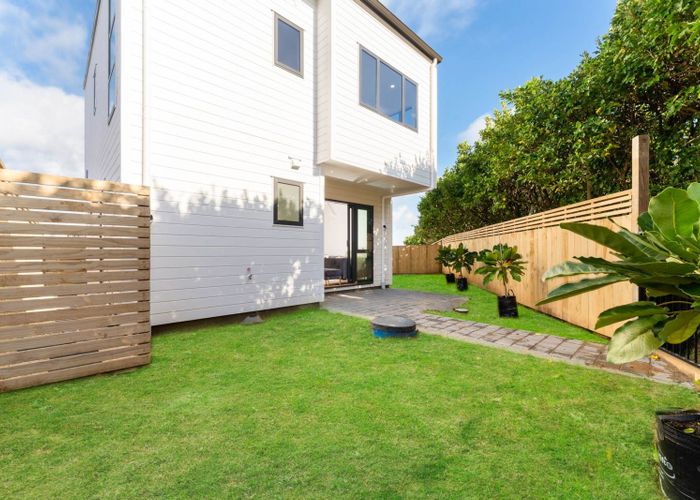  at 13 Whiteywood Street, Westgate, Waitakere City, Auckland