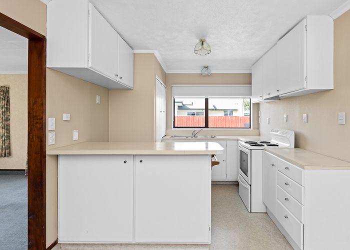  at 2/279 Taradale Road, Pirimai, Napier