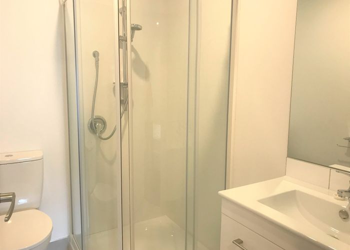  at 2/113 Knighton Road, Hillcrest, Hamilton, Waikato