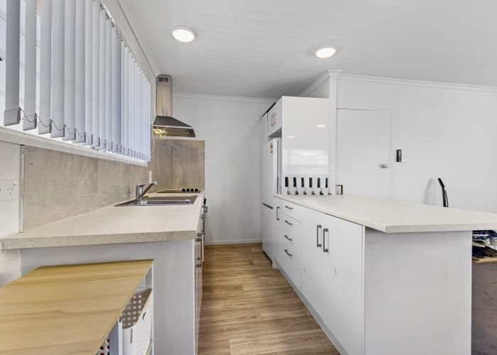  at 3A Zurich Place, Weymouth, Manukau City, Auckland