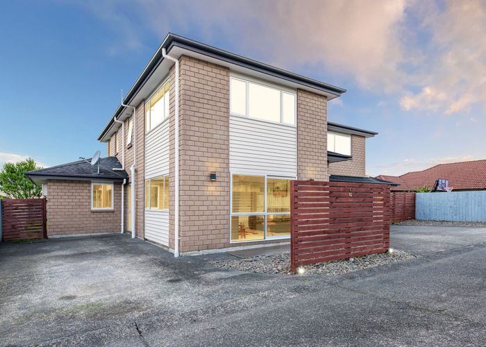  at 1C Babich Road, Henderson Valley, Auckland