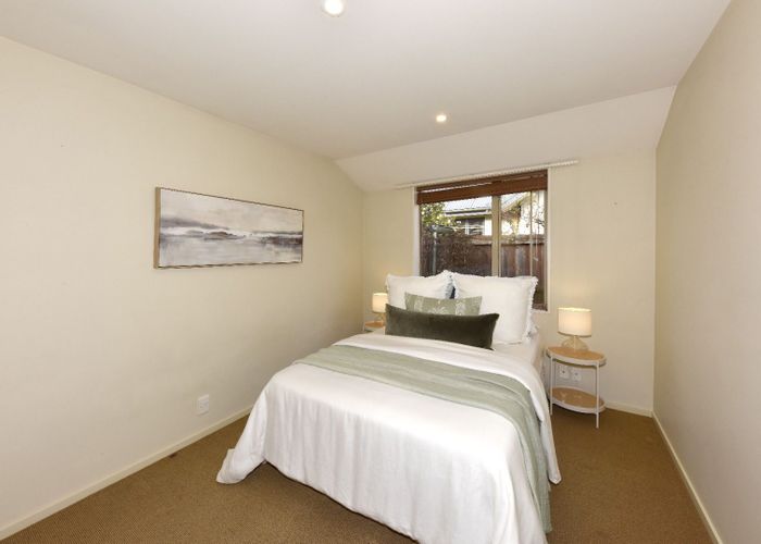 at 8 Scarlet Lane, Redwood, Christchurch City, Canterbury