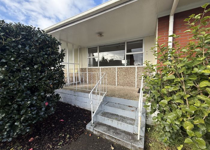  at 2/174 Blockhouse Rd, Avondale, Auckland City, Auckland