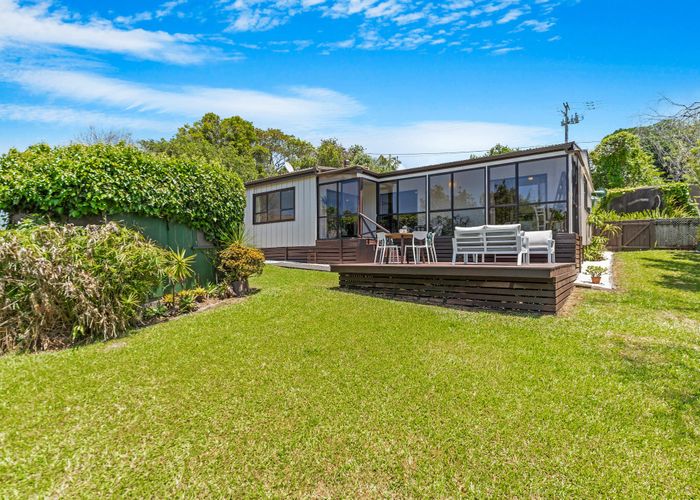 at 7 Kauri Road, Stanmore Bay, Whangaparaoa