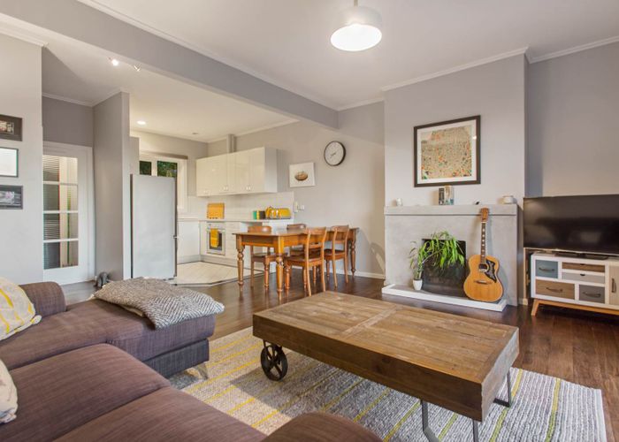  at 2/14 Warborough Avenue, Epsom, Auckland