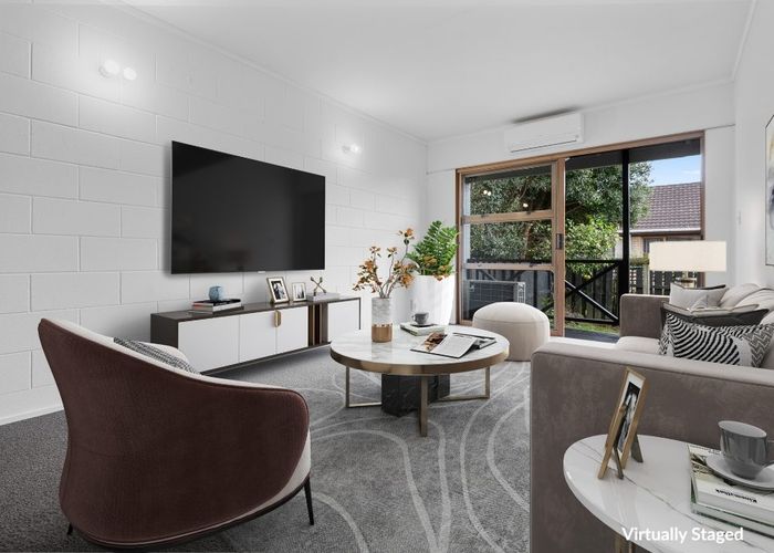  at 4/25A Vine Street, Mangere East, Manukau City, Auckland