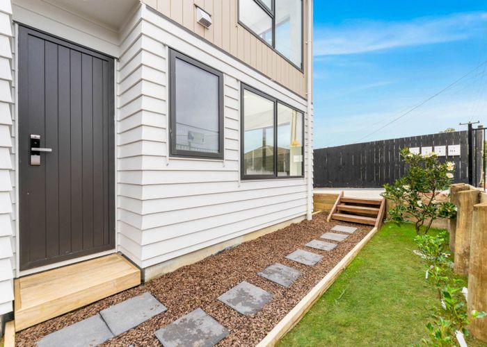  at 86C Harrington Road, Henderson, Waitakere City, Auckland