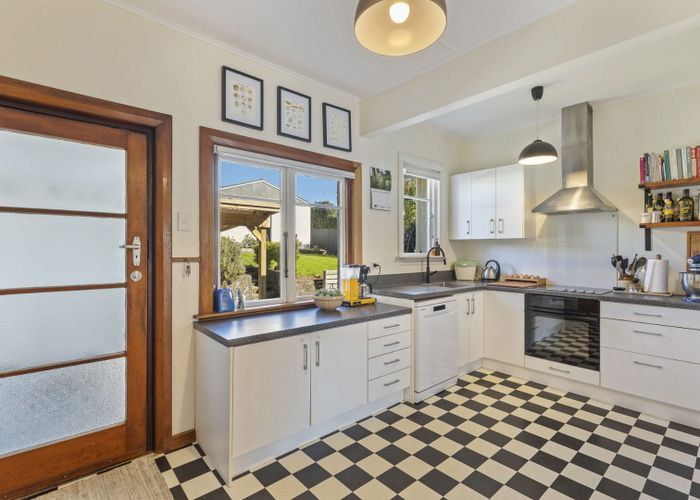  at 8 Lynmouth Heights, Lynmouth, New Plymouth, Taranaki