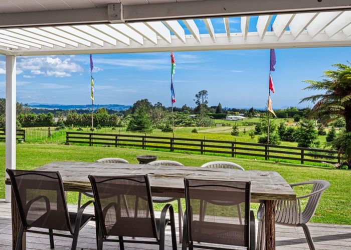  at 1080 Omanawa Road, Tauranga